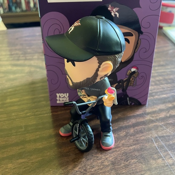 Adam22 YouTooz - Picture 2 of 9